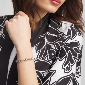 Silver-tone Medium Bead Stretch Bracelet