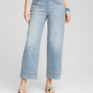 Pull-On Wide-Leg Cropped Jeans