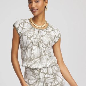 Travelers™ Abstract Leaf Print Knit Top